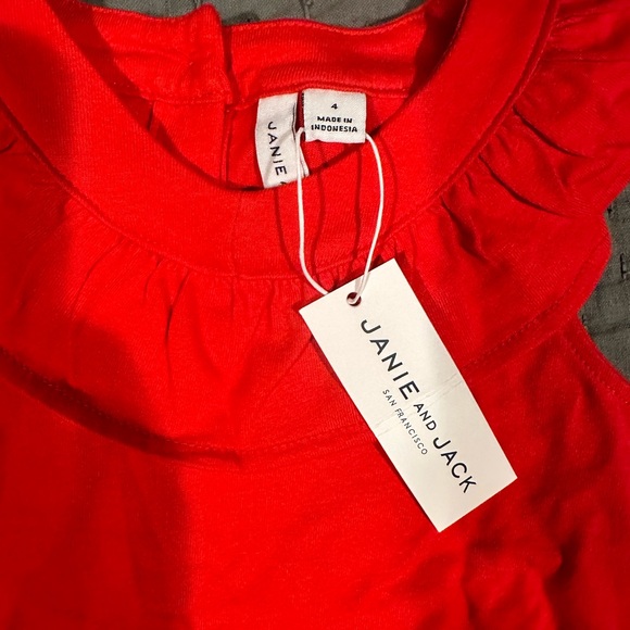 Red sleeveless shirt with ruffleneck - Picture 2 of 2